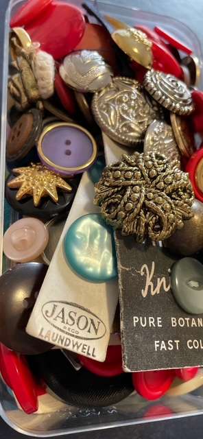 Box of mixed antique, vintage and more mod buttons to sort. Great gift for button lovers!