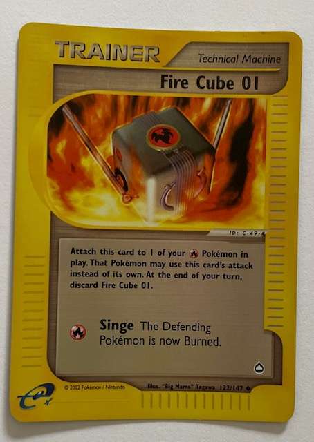 Pokémon Trading Card - 2002 - FIRE CUBE 01 - REV HOLO - 122/147 Uncommon. LP
