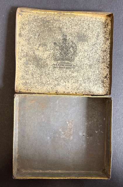 VINTAGE STATE EXPRESS 555 CIGARETTE TIN BOX