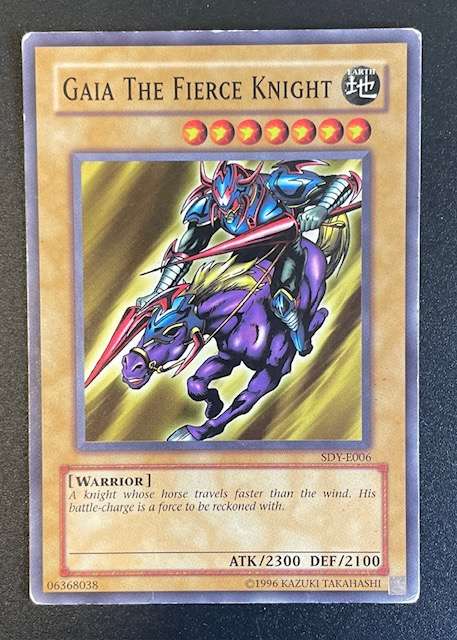 Yu Gi Oh Trading card - GAIA THE FIERCE KNIGHT - 1996 - SDY - E006.  MP