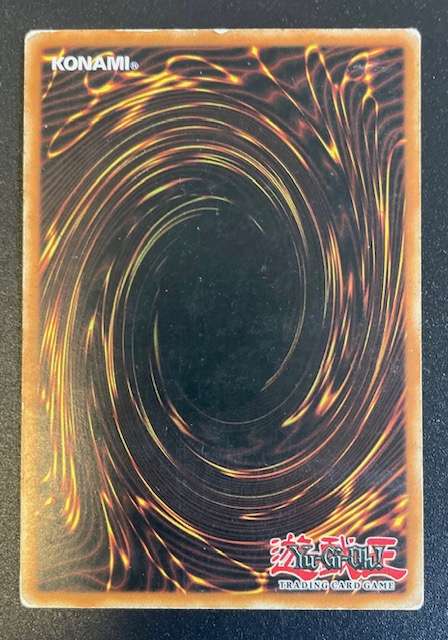 Yu Gi Oh Trading card - GAIA THE FIERCE KNIGHT - 1996 - SDY - E006.  MP