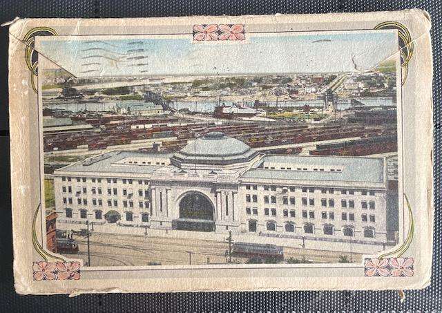 Antiq Souvenir Picture Card of Winnipeg, Manitoba - posted 1914. Includes  rare pic of Buffalo Bill!