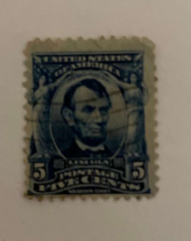 USA stamp - Abraham Lincoln 5c - 1902 series - Used.  Scott  #304