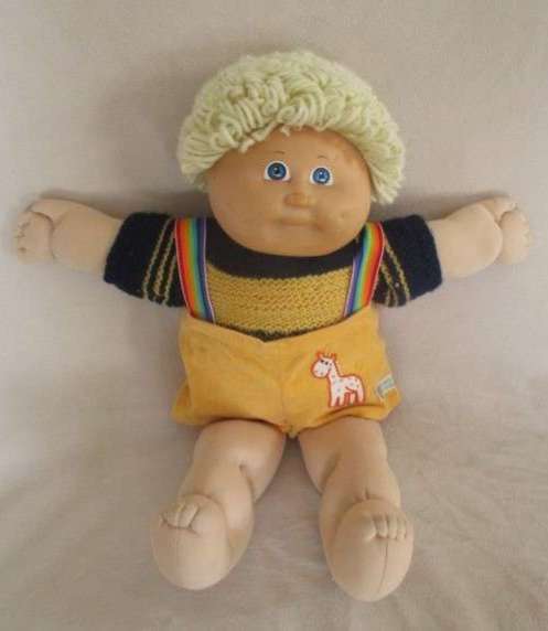 VINTAGE 1984 CABBAGE PATCH DOLL!