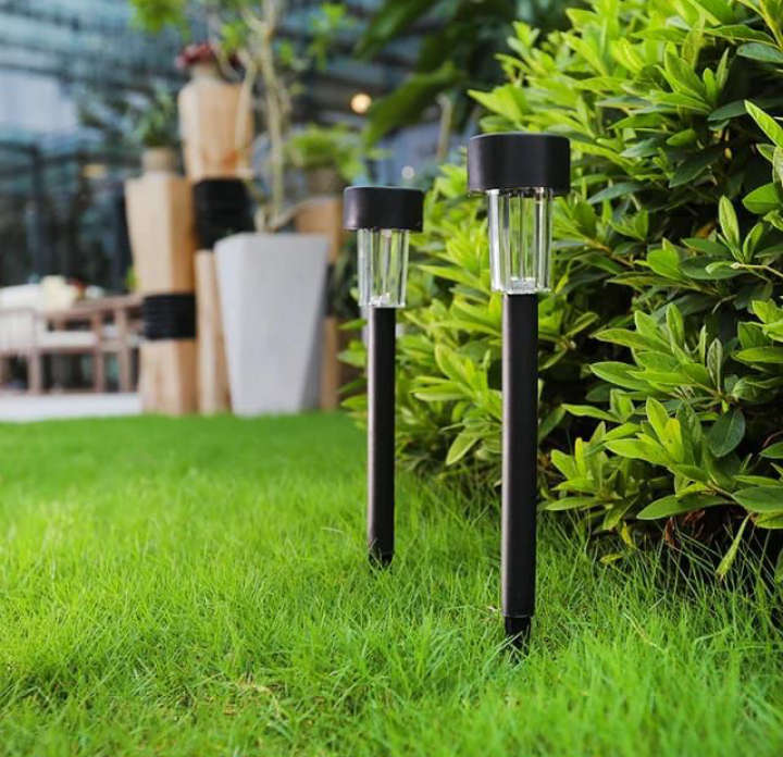BURRAAQ TRANDING/ WATERPROOF OUTDOOR LANDSCAPE SOLAR LIGHT