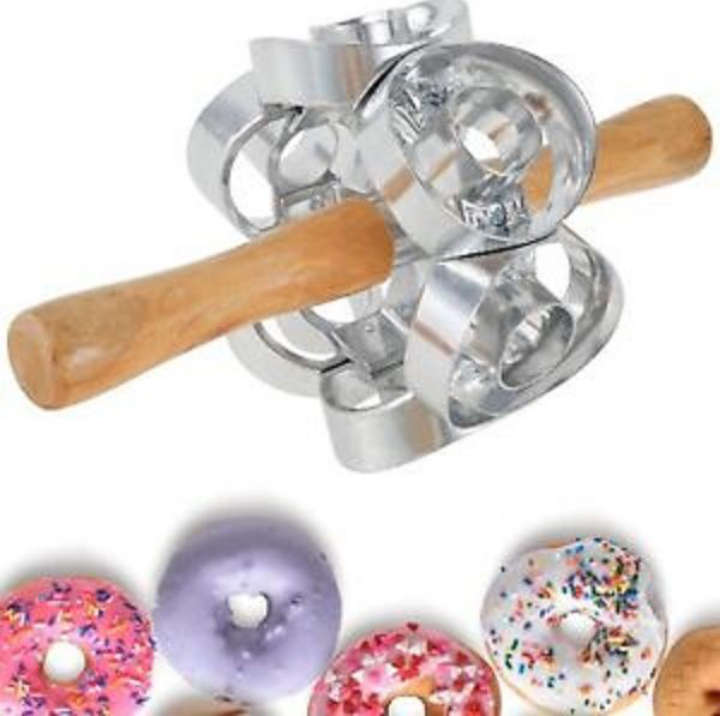 BURRAAQ TRANDING / STAINLESS STEEL DONUT CUTTER