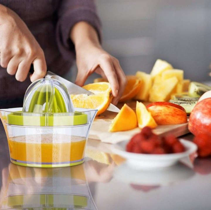 BURRAAQ TRANDING / 4 IN 1 MULTIFUNCTIONAL MANUAL JUICER