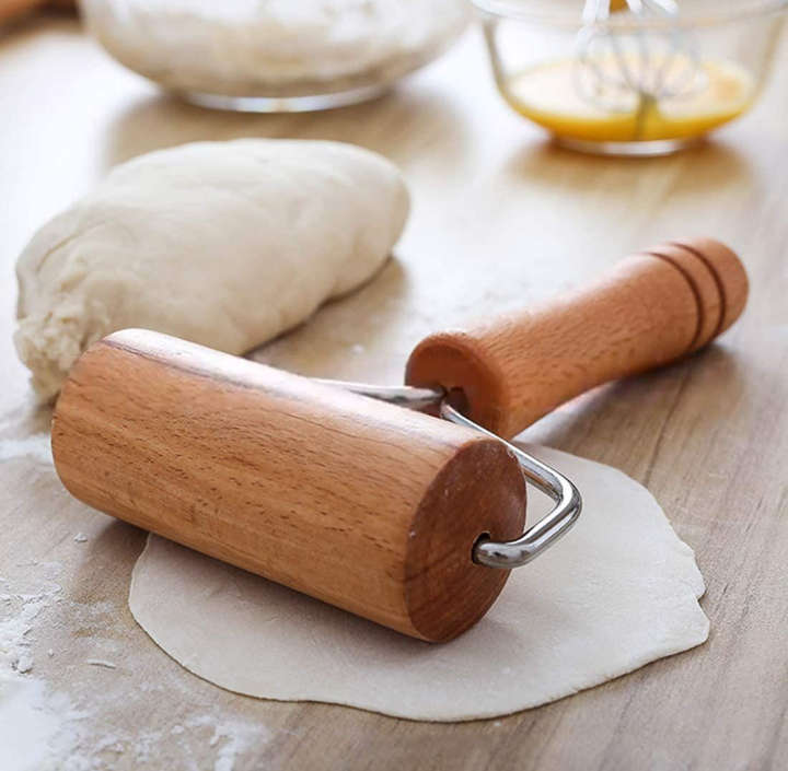 BURRAAQ TRANDING/  18CM HANDHELD WOODEN NON STICK BAKING ROLLER