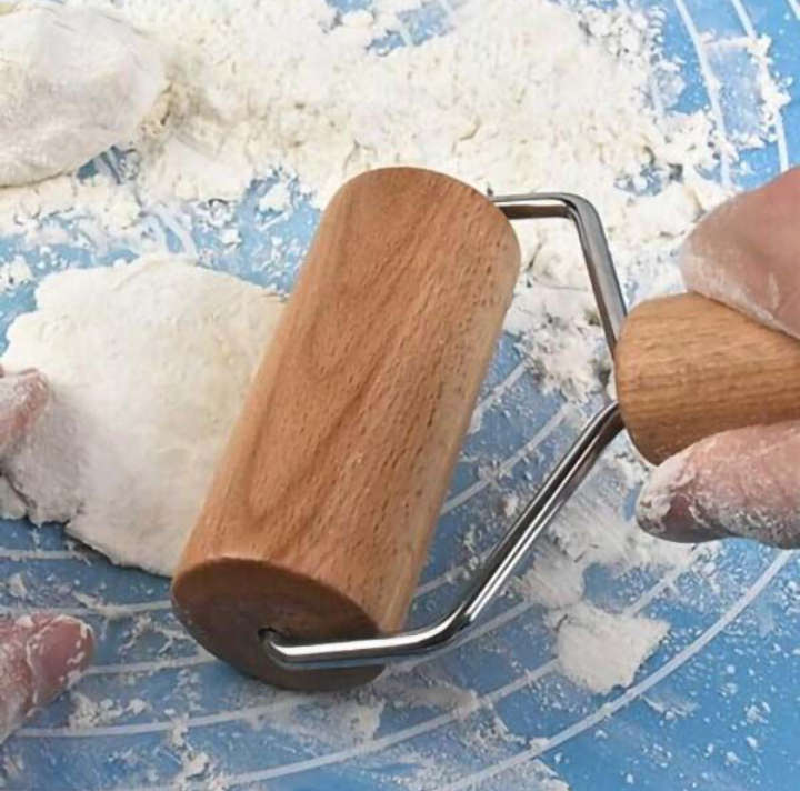 BURRAAQ TRANDING/  18CM HANDHELD WOODEN NON STICK BAKING ROLLER