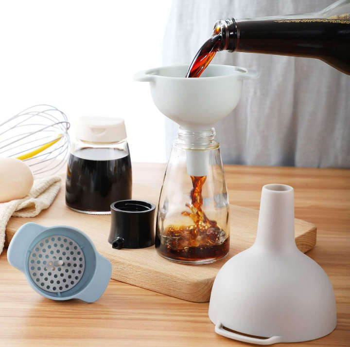 BURRAAQ TRANDING / 4 IN 1 FUNNEL SEY