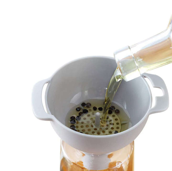 BURRAAQ TRANDING / 4 IN 1 FUNNEL SEY