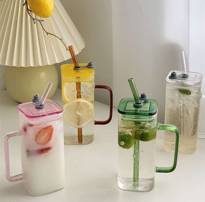 BURRAAQ TRADING/ COLOURFUL SQUARE GLASS MUG WITH BAMBOO PLASTIC LID