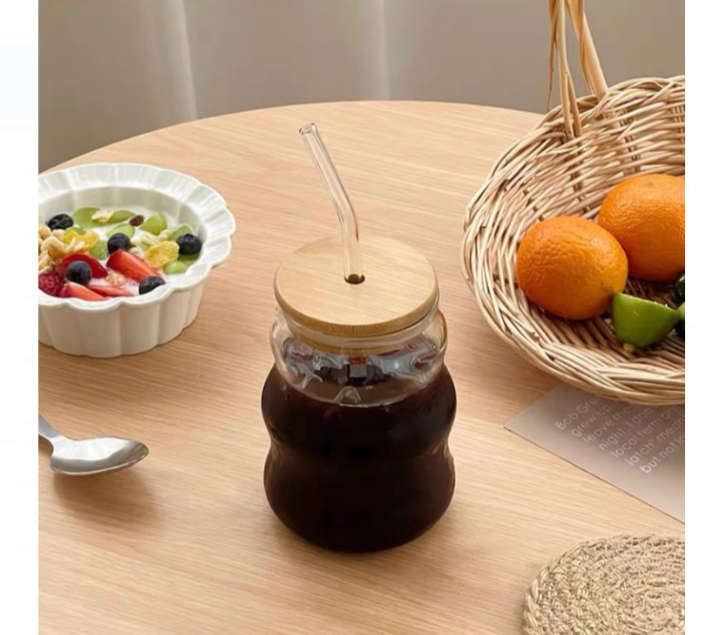 BURRAAQ TRANDING/ TRANSPARENT ICE COFFEE GLASS WITH BAMBOO LID AND STRAW 2 PIC