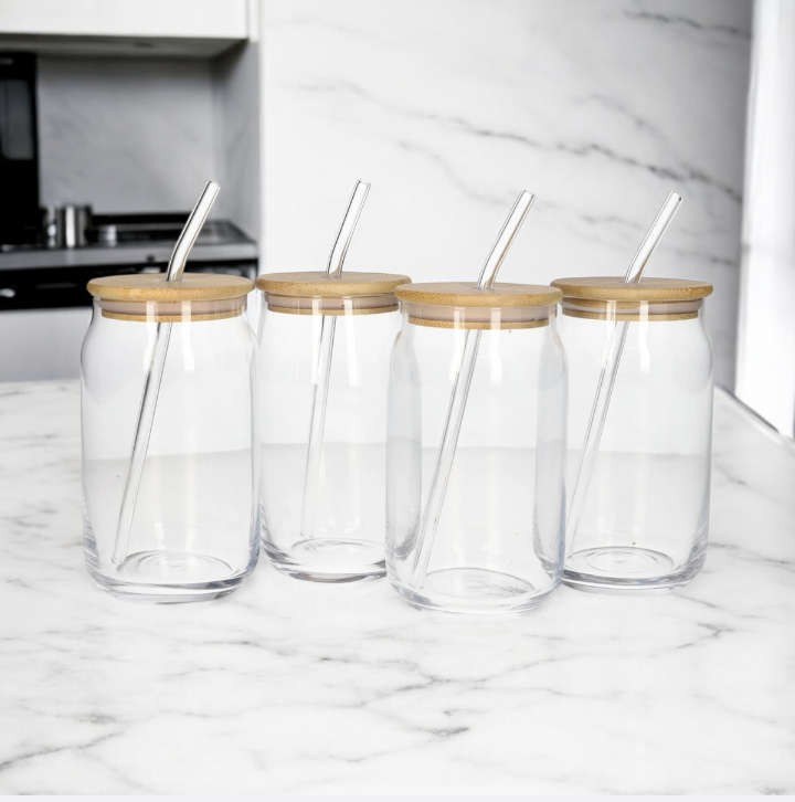 BURRAAQ TRANDING/ COCKTAIL DRINKING GLASS WITH BAMBOO LID AND STRAW