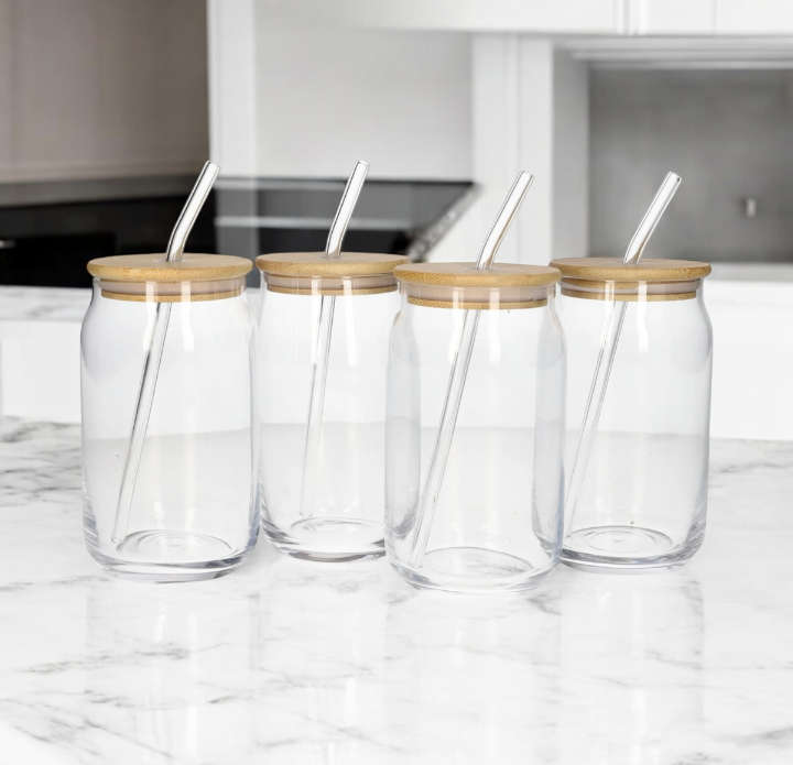 BURRAAQ TRANDING/ COCKTAIL DRINKING GLASS WITH BAMBOO LID AND STRAW