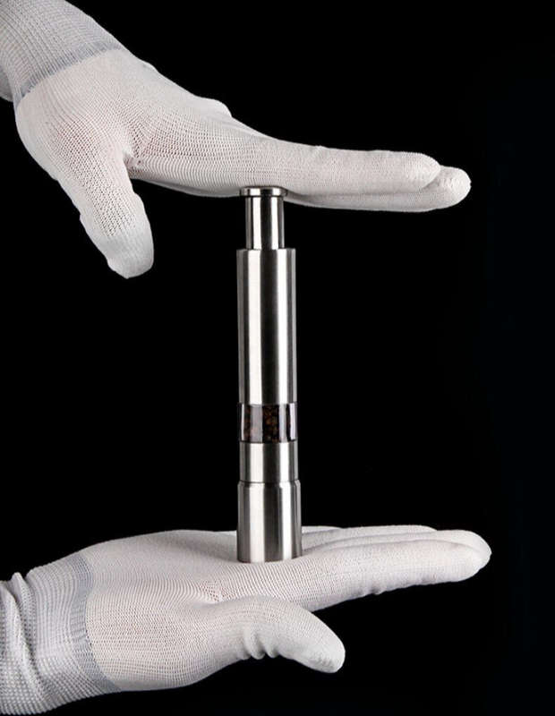 BURRAAQ TRANDING / STAINLESS STEEL PEPPER GRINDER MULLER