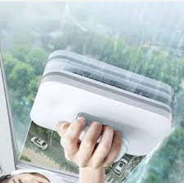 BURRAAQ TRANDING / DOUBLE SIDED GLASS CLEANER ERASER