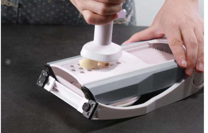 BURRAAQ TRANDING / NEW KITCHEN SLICER