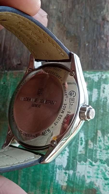 Frédérique Constant Genève Classic