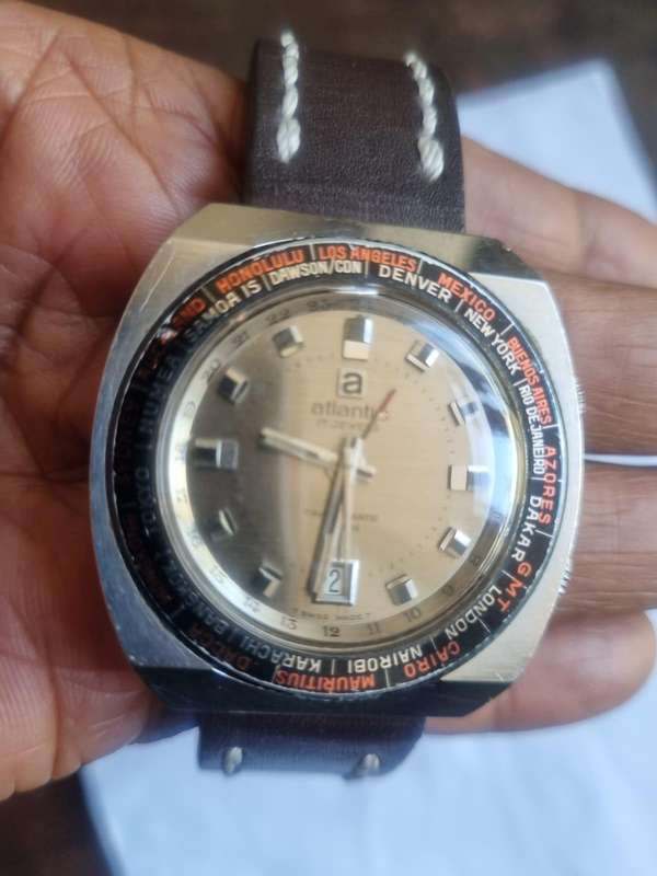 Vintage 1960s Atlantic Travelmate