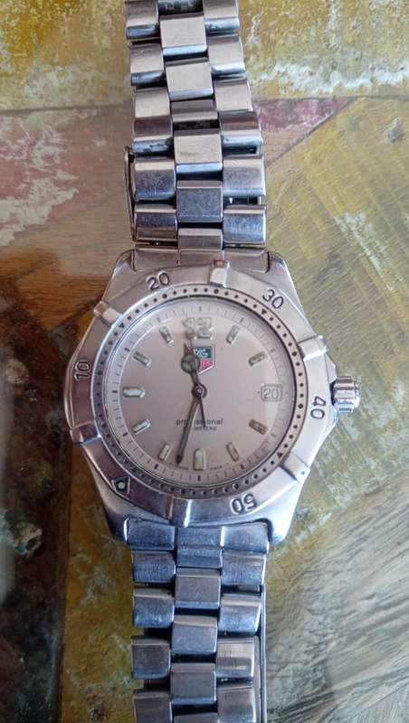 TAG Heuer Professional 200M
