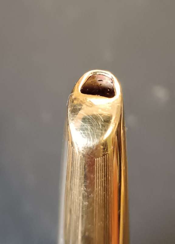 PILOT 18KP FOUNTAIN CAPLESS PEN VERY COLLECTABLE.