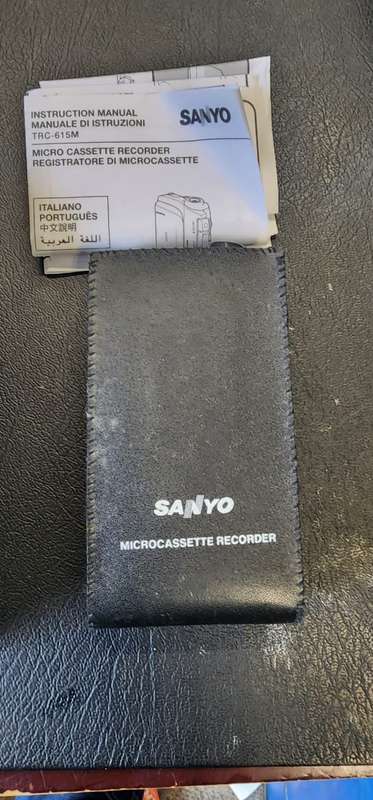 SANYO TRC-615M MICROCASSETTE RECORDER.