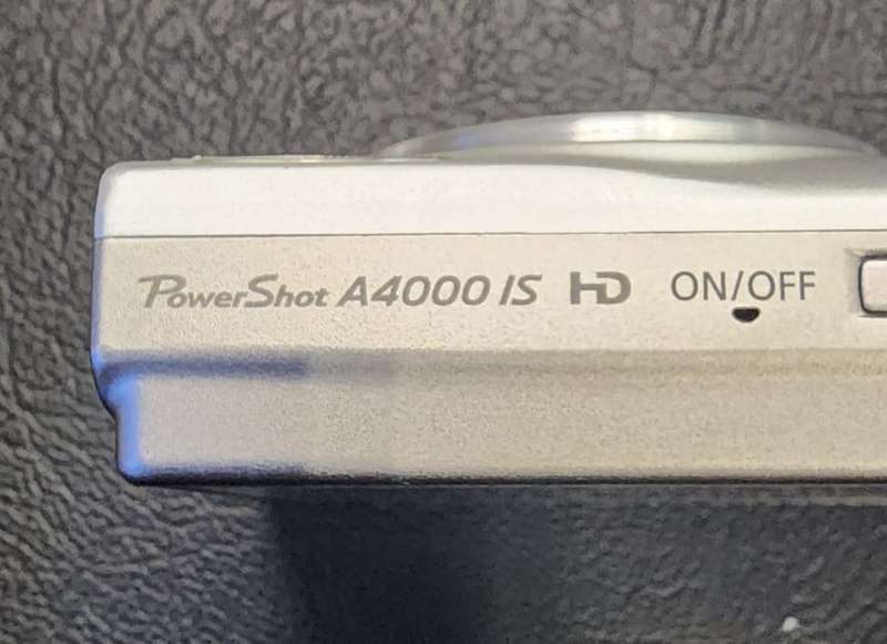 CANON POWERSHOT A4000 IS HD 8X OPTICAL ZOOM 16.0 MP.
