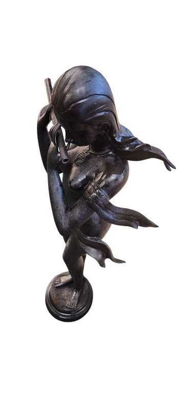 WHISTLE LADY BRONZE SCULPTURE.INVESTMENT ONE OF A KIND PIECE.
