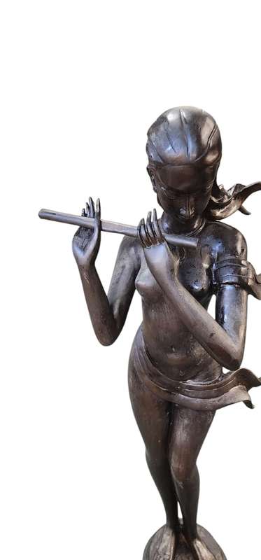 WHISTLE LADY BRONZE SCULPTURE.INVESTMENT ONE OF A KIND PIECE.