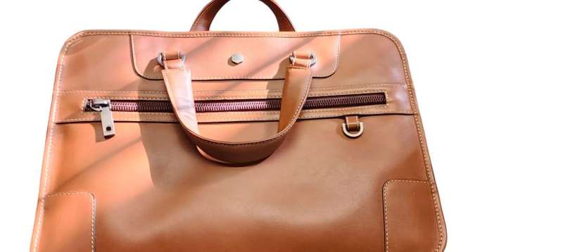 JEKYLL & HYDE LONDON/CAPE TOWN LEATHER LAPTOP BAG.