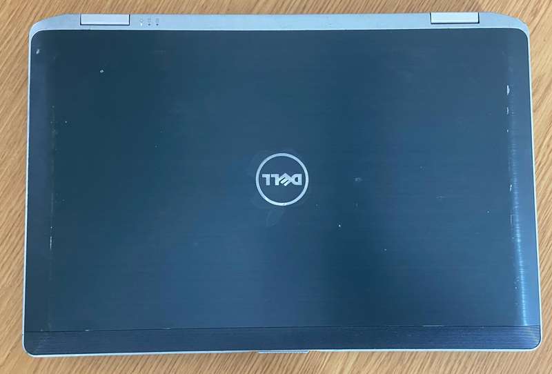 Dell Latiude E6530 - Intel i7 3520M @ 2.90 GHz 2 cores 4 threads, 6GB DDR3, 500GB HDD, NVIDIA 5200M