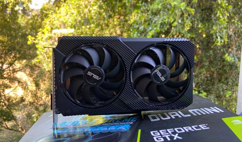 Asus NVIDIA GTX 1660 Super 6GB GDDR6 - 1408 CUDA cores 192-bit Gaming GeForce
