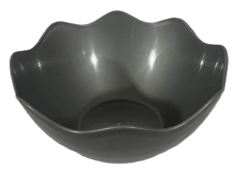 3 Liter salad bowl - Garage sale Item 1