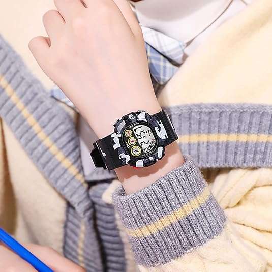 Kiddies digital sports watch, Army style, Waterproof (35 bar), 12/24
