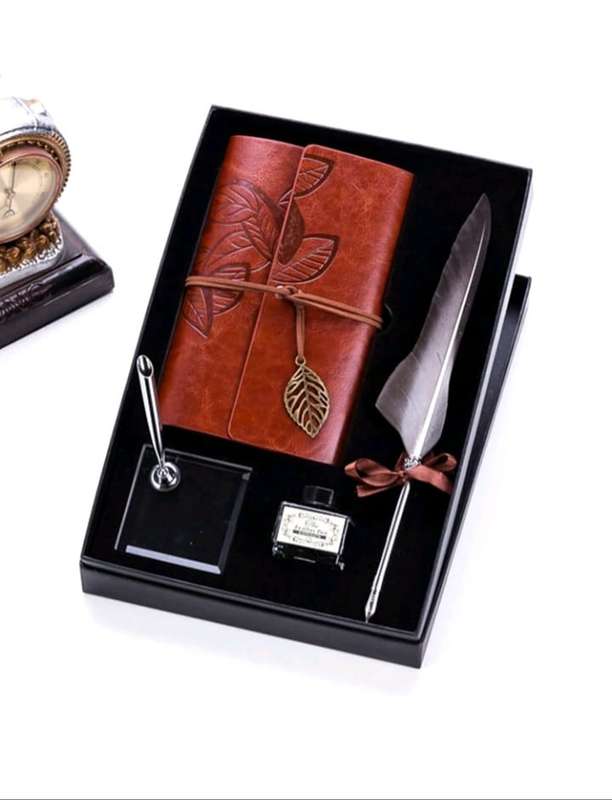 Notebook (A5) in Vintage European Style with Feather Quill Pen