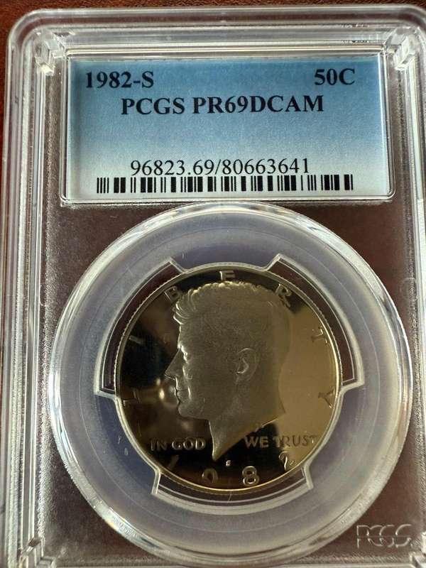 1982 SILVER 50C USA