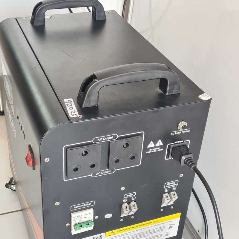 Mecer MODEL:M-1000W ups