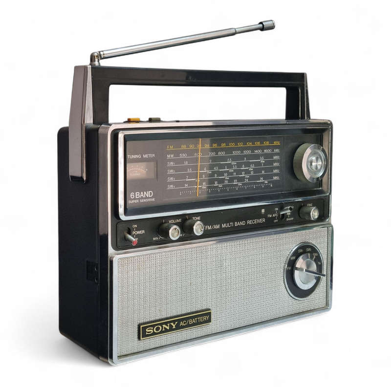 Sony Vintage Radio (working 100 %)