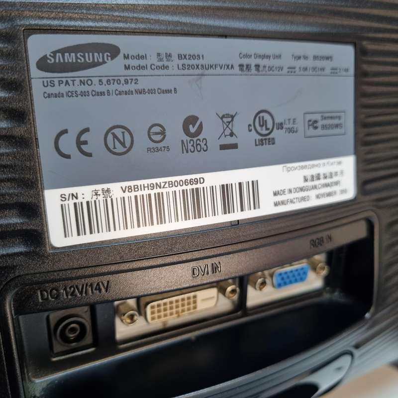 Samsung 20'' HD monitor io
