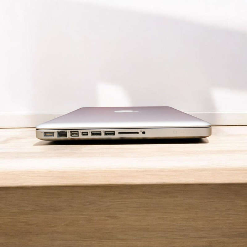 16GB RAM MacBook Pro (13-inch) Core i5.