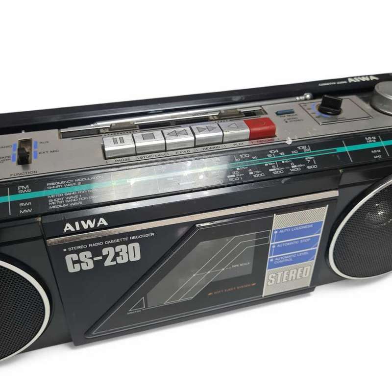 Vintage AIWA radio