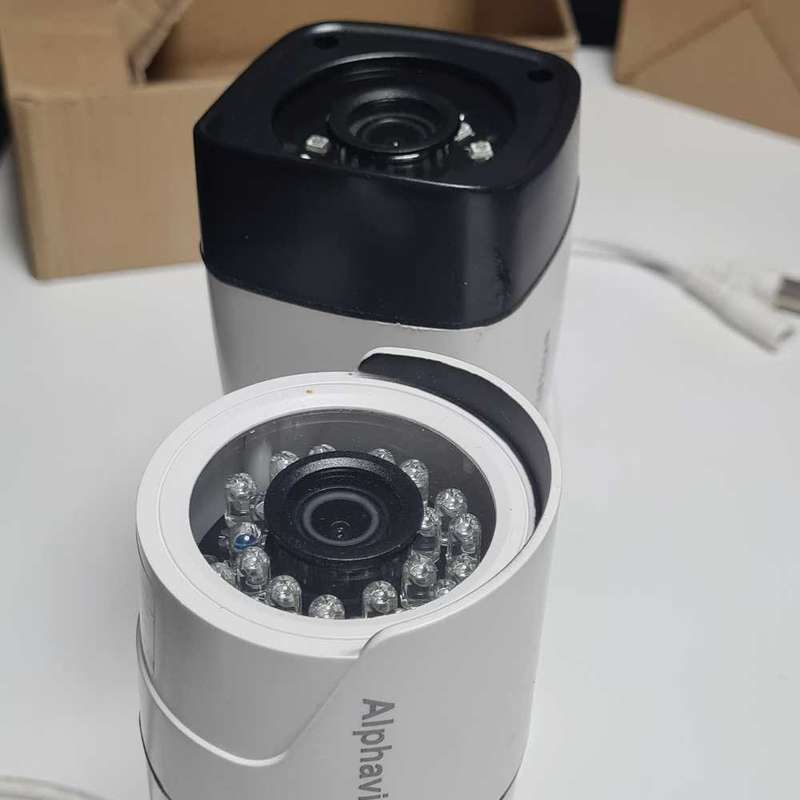 Cctv cameras x 2