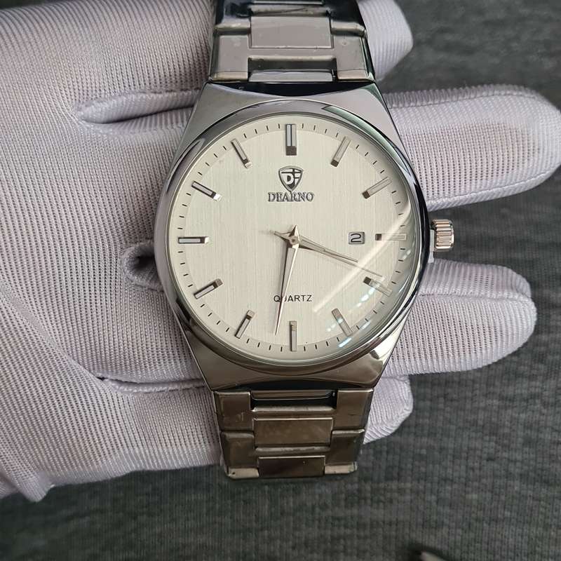 DEARNO Stainless Steel Quartz Watch for Men