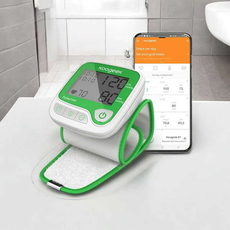 Smart wireless heart and blood pressure monitor