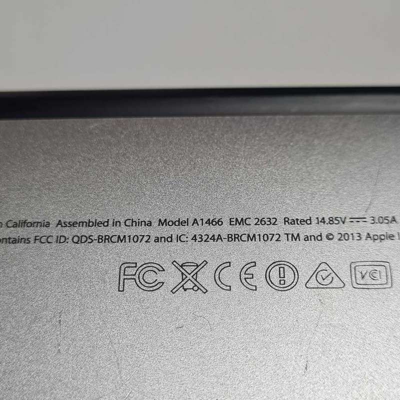 Macbook Air A1466 for spares
