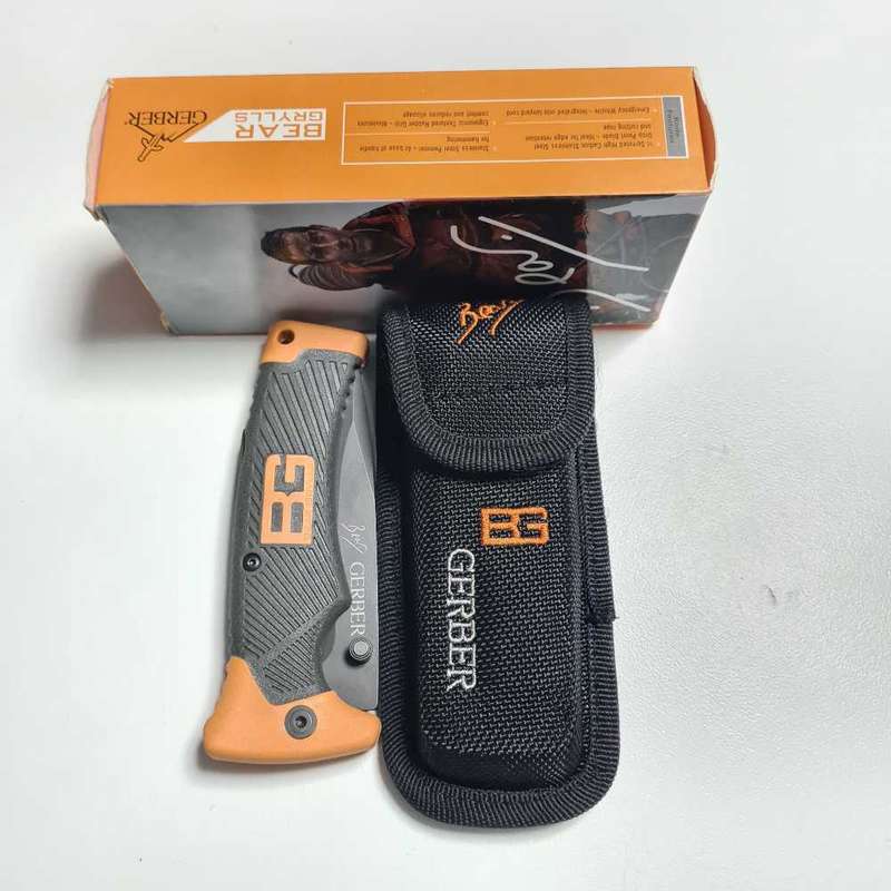 Bear Grylls Gerber knife