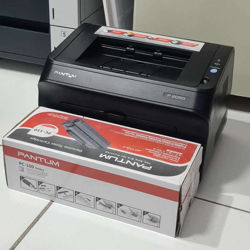 Pantum P2050 laser printer with brand new toner