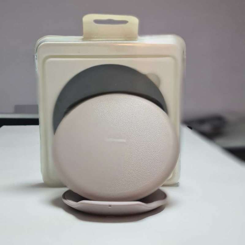 Convertible Fast wireless charger. (Samsung technology)