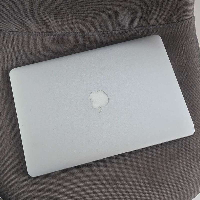 Macbook Air A1466 for spares